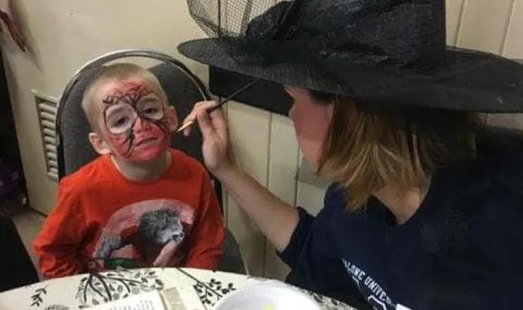 Halloween Face Painter